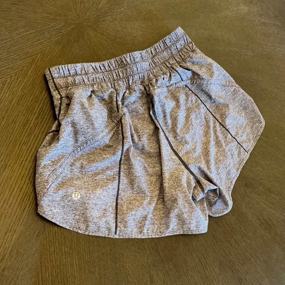 Lululemon Run Speed Shorts Womens 8 Heathered Gray Black Lined 2.5
